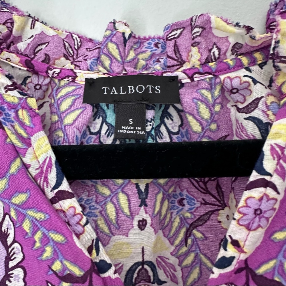 Talbots ruffle trim shell - Picture 3 of 7